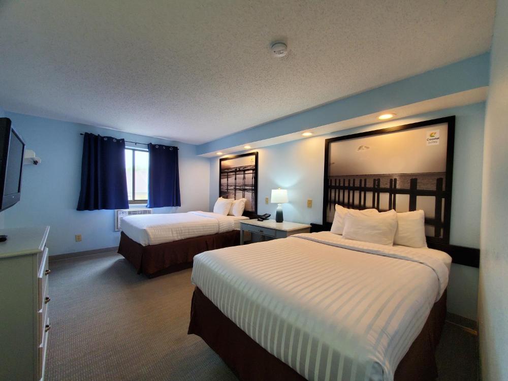 Deluxe Double Room with Two Double Beds - Non-Smoking interior
